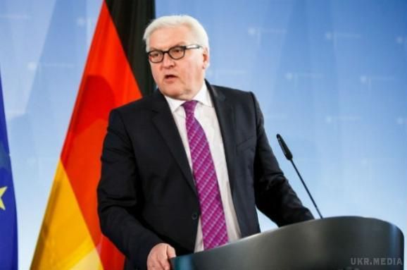 Німеччина скликає міністрів на засіданні ОБСЄ. Головуюча в ОБСЄ Німеччина скликає міністрів на неформальне засідання для обговорення ситуації в Україні.