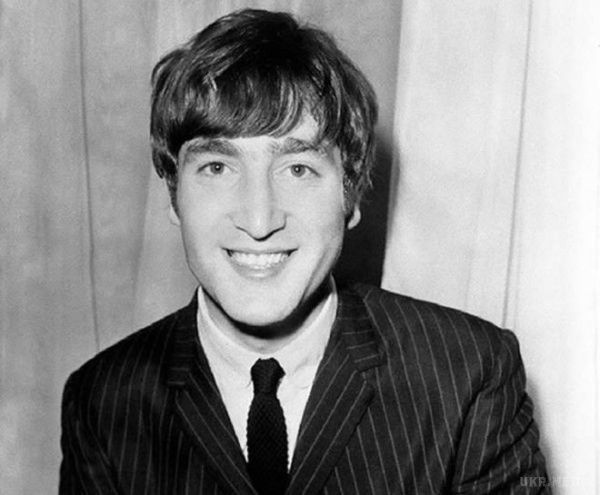 Вбивці Джона Леннона в дев'ятий раз відмовили у звільненні. Судова колегія США в дев'ятий раз відмовила вбивці Марку Чепмену, який в 1980-му році застрелив учасника групи The Beatles Джон Леннон, 