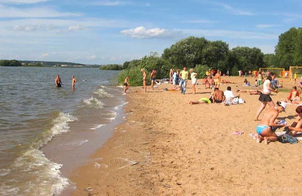 Населення України стрімко зменшується через водойми. З початку серпня цього року на водоймах України загинуло 124 людини, з яких 4 дітей. 