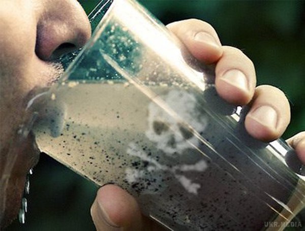 Від забрудненої води щороку вмирають мільйони людей. Забруднення води загрожує здоров'ю більш ніж 320 мільйонів людей в Африці, Азії і Південній Америці.