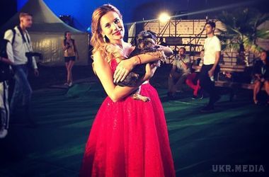 Вагітна Галина Безрук в перший день "Нової хвилі" отримала найвищий бал (відео). Співачка зайняла перше місце.
