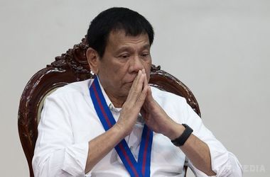 Президент Філіппін шкодує, що образив Обаму. Президент Філіппін Родріго Дутерте, який назвав президента США Барака Обаму "сучим сином", висловив співчуття у зв'язку зі своїм висловлюванням. 