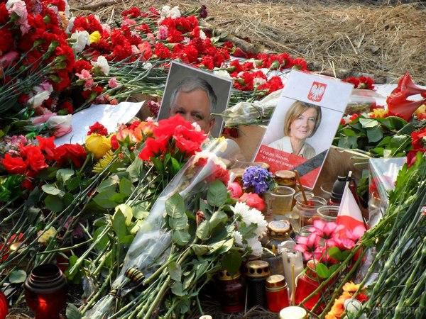 У Польщі заявили про "нових даних про смоленську авіакатастрофу. У Польщі заявили, що отримали "нові дані у справі авіакатастрофи польського урядового літака під Смоленськом у 2010 році.