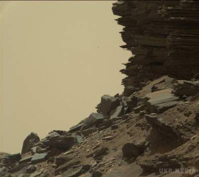 Вчені знайшли докази існування життя на Марсі. На Марсі є скелі, які, як і на Землі, можуть виробляти водень.