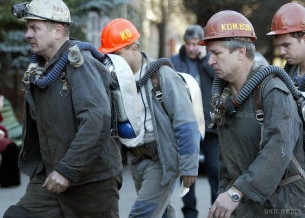 На шахті в Донецькій області сталася пожежа. Евакуйовано майже 600 гірників.