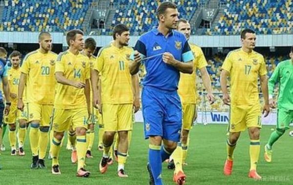 На матч проти Косово допустять лише тисячу уболівальників. Матч третього туру відбору до ЧС-2018 між збірними України і Косово зможуть відвідати не більше 1 тис осіб.
