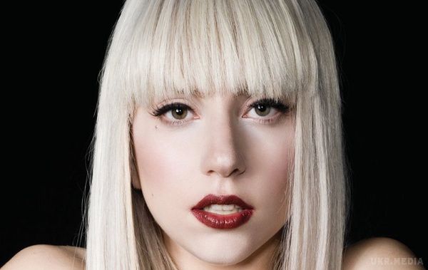 Леді Гага вирішила змінити імідж (фото). Леді Гага, яка завжди дивувала шанувальників своєю епатажністю, опублікувала черговий знімок. 