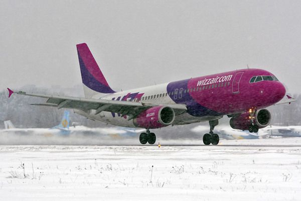 Wizz Air перед Новим роком почне літати з Києва до Братислави. Угорська авіакомпанія літає із столиці України 13 маршрутами в сім країн.