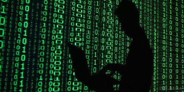 Хакери зламали сторінку прес-центру штабу АТО в Facebook. Злочинці постять на сторінці соцмережі записи проросійського характеру.