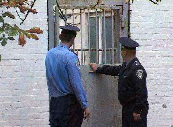 Жителя Полтави зарізали на очах у матері. Вбивцю затримали.