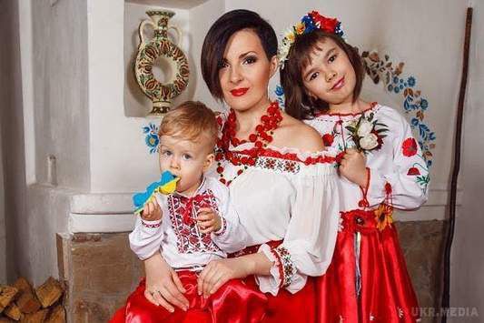 Українська співачка в четвертий раз стала мамою. У виконавиці народився хлопчик.