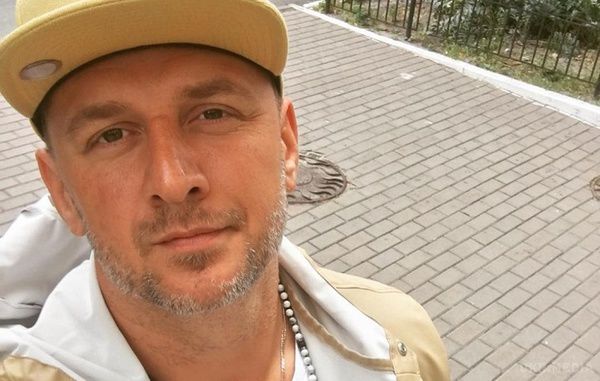 Потап вирішив стати вождем індіанців (фото). Потап не перестає радувати своїх шанувальниць.