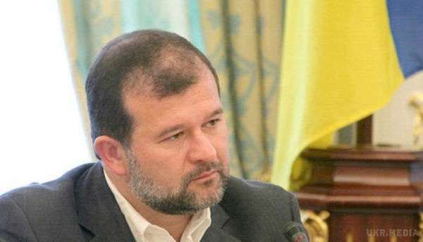 Балога запитав Порошенка про гарантії, що позиції ЗСУ не займуть бойовики.  Віктор Балога на своїй сторінці в соцмережі запитав президента України Петра Порошенка стосовно гарантій, що бойовики не займуть позиції ЗСУ, які ті полишили в ході реалізації домовленостей про відведення військ на Донбасі. 