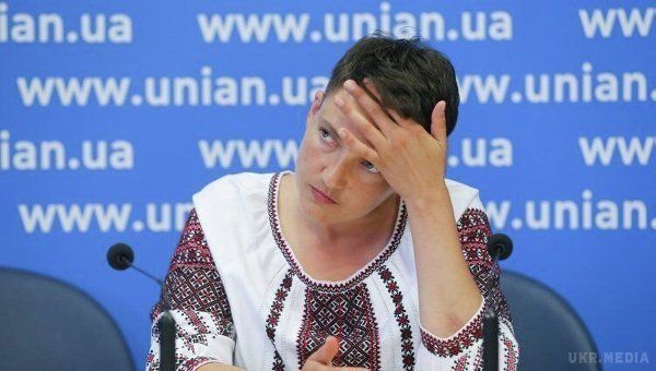 Савченко заявила, що ведуться переговори про її зустріч з Захарченко. За словами Савченка, переговори про її зустрічі з главою самопроголошеної Донецької народної республіки "йдуть постійно, але зустріч не відбувається".
