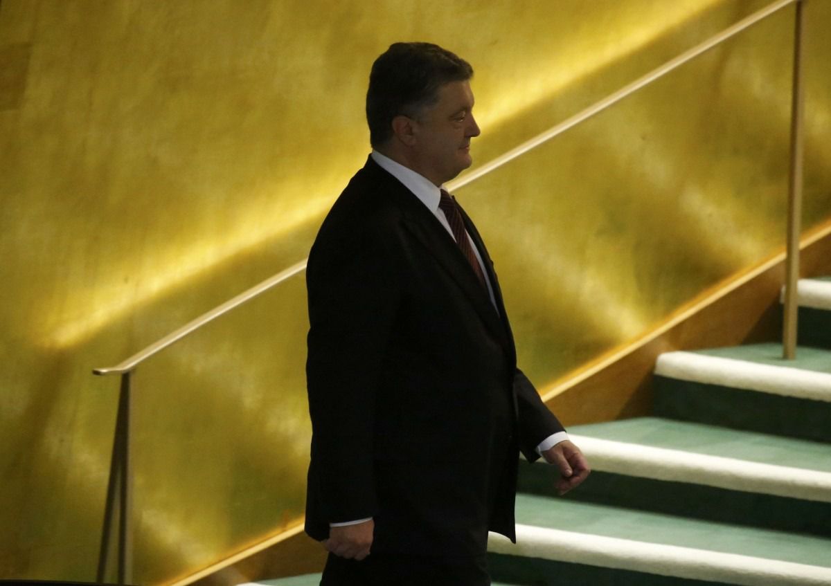 Порошенко відвідає Варшаву 2 грудня - керівник нацоборони Польщі. Керівник Бюро національної безпеки Польщі Павло Солох заявляє, що президент України Петро Порошенко відвідає 2 грудня Варшаву.