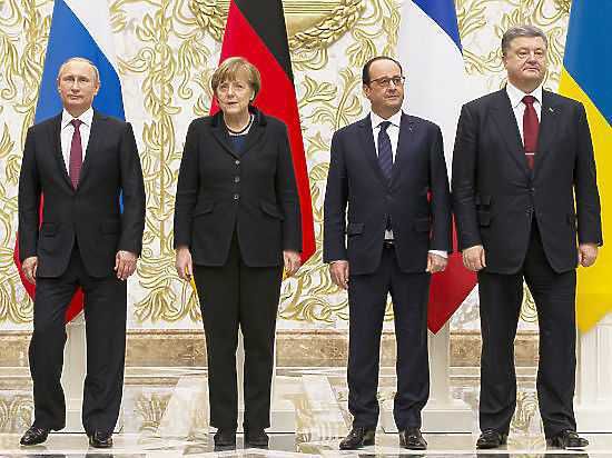 У Кремлі підтвердили участь Путіна в нормандської зустрічі. Прес-секретар президента РФ Володимира Путіна підтвердив його участь у зустрічі в нормандському форматі 19 жовтня в Берліні.