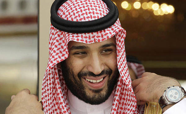 Саудівський принц купив яхту за півмільярда доларів у російського бізнесмена (фото). Саудівський принц Мухаммад ібн Салман аль-Сауд, побачивши 134-метрову ЯХТУ у російського мільярдера Юрія Шефлера, не міг відвести від неї погляду. 