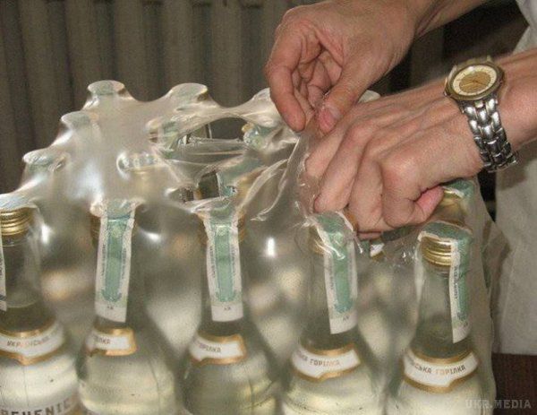 В Україні кількість жертв отруєння сурогатним алкоголем зростає. Летальний випадок у Миколаївській області