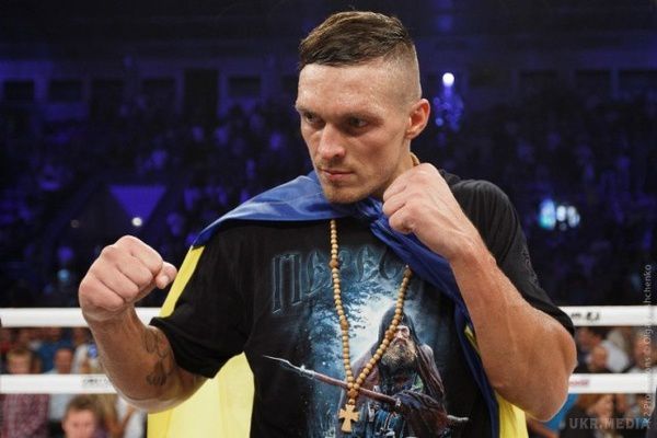 Олександр Усик став боксером року за версією WBO. Всесвітня боксерська організація відзначила прогрес українця Олександра Усика. 