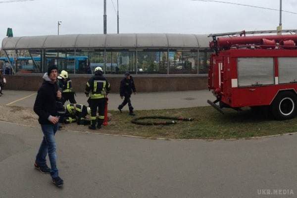 У Києві під час руху загорівся вагон метро. У неділю, 23 жовтня, у потязі київського метрополітену сталося загоряння.