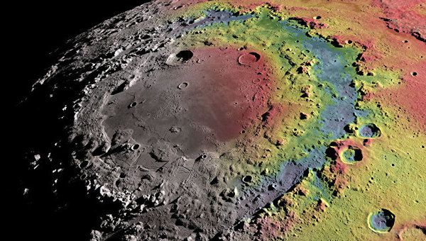 Вчені розкрили таємницю появи "амфітеатров" на Місяці. Незвичайні структури з'явилися на супутнику Землі в результаті виливу магми.