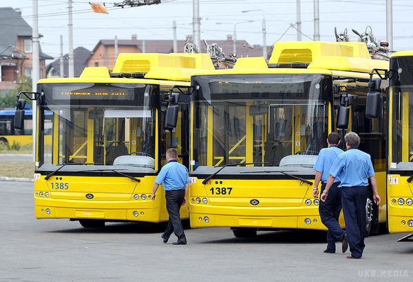 Україна отримала від ЄІБ кредит в 200 млн євро на розвиток системи громадського транспорту. За рахунок коштів планується оновити парк громадського транспорту у близько двадцяти українських містах.