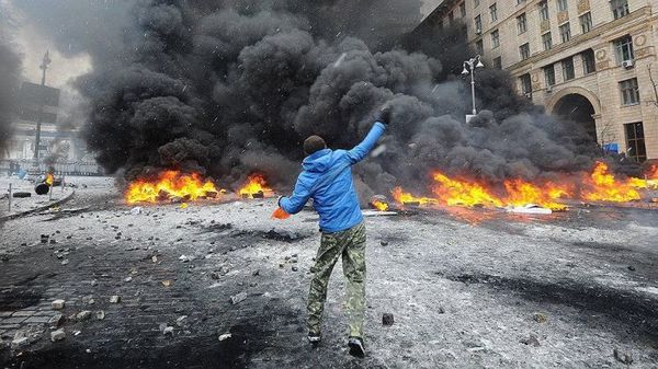  Пораненим на Майдані видадуть гроші. Загалом 1 мільйон 414 тисяч гривень піде на виплату потерпілим, які дістали тілесні ушкодження під час масових акцій громадського протесту, що проходили з 21 листопада