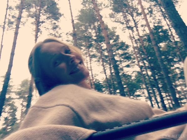 З'явилися нові фотодокази вагітності Каті Осадчої (фото). Відомій українській телеведучій Каті Осадчій стало все складніше приховувати кругленький живіт.