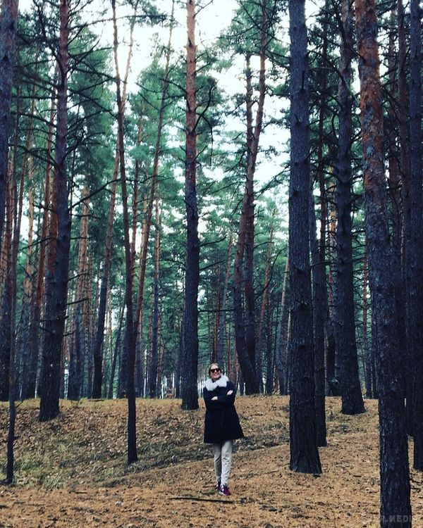 З'явилися нові фотодокази вагітності Каті Осадчої (фото). Відомій українській телеведучій Каті Осадчій стало все складніше приховувати кругленький живіт.