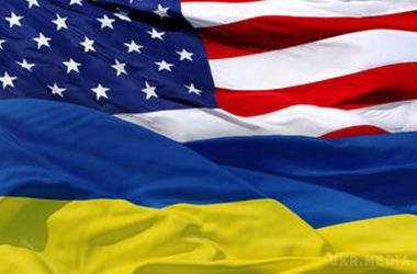 Єлісєєв розповів, якою бачить роль США по відношенню до України. В Україні сподіваються, що нова адміністрація Білого дому разом з американським лідером будуть для України партнером і гарантом безпеки.