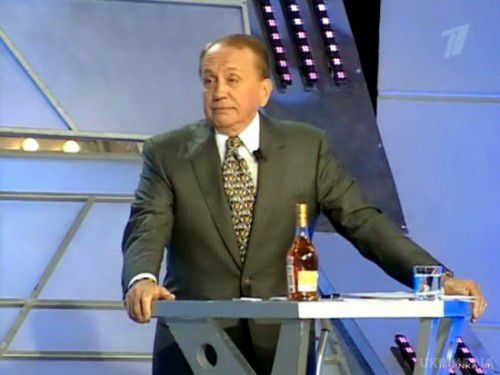 Олександр Масляков - незмінний ведучий КВН відзначить своє 75-річчя. 26 листопада в честь ювілею Олександра Маслякова канал покаже документальну стрічку про його життя. 