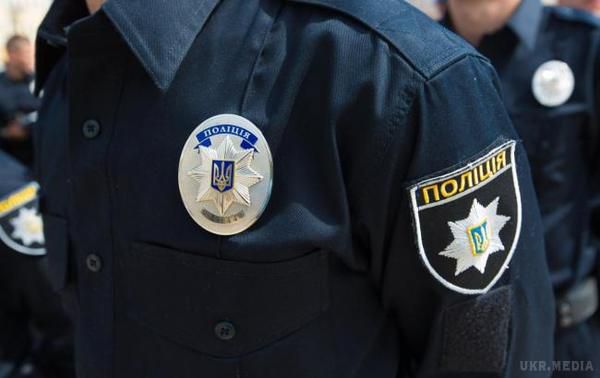 Столичні поліцейські розмовлятимуть іноземною мовою. Безкоштовний курс навчання англійської мови за найвищими міжнародними стандартами пройдуть 600 патрульних поліцейських. 