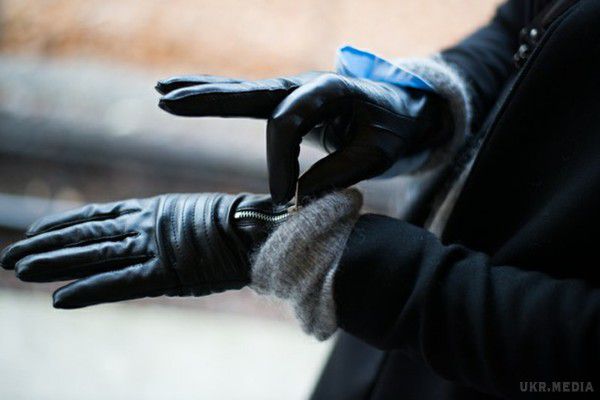 Як вибрати рукавички - фахівці. Дуже важливо в морози тримати руки в теплі – це, як мінімум, допоможе зберегти шкіру рук ніжною і гладкою. 