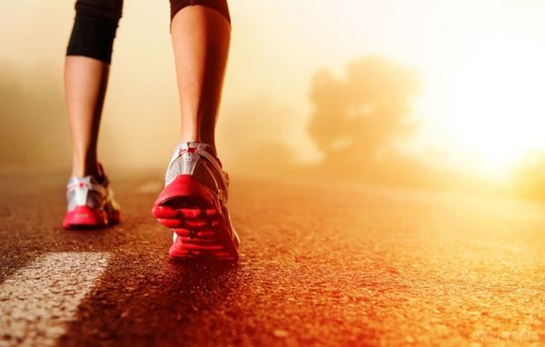 Медик розповів про користь бігу. Біг позитивно впливає на здоров'я в цілому.