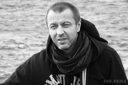 Третім загиблим при падінні вертольота в Криму виявився актор Олександр Куликов. В результаті падіння приватного вертольота марки Robinson в Криму загинули три людини. 