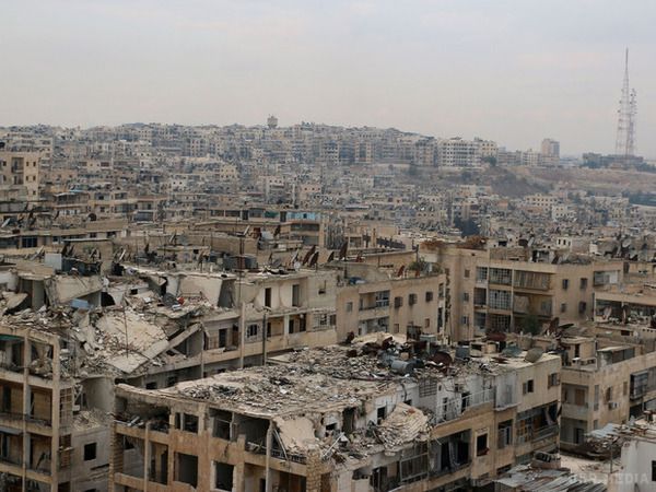 Алеппо перетворюється на гігантське кладовище, - ООН. Росія не чує закликів зупинити проведення операції в сирійському Алеппо, в результаті якої гинуть мирні жителі.