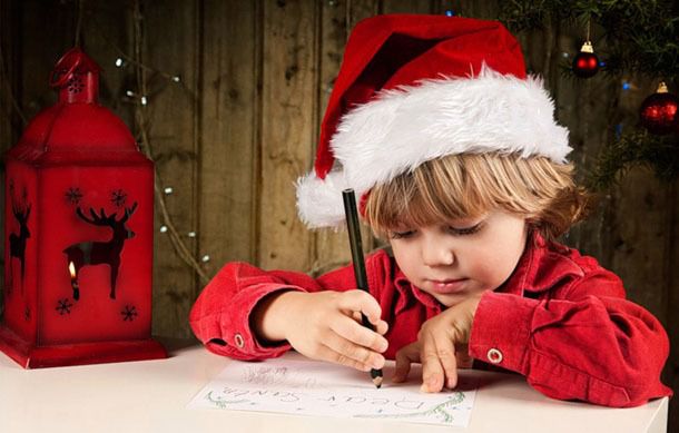 Пишемо листа Діду Морозу: інструкція для мам і малюків. Ваш малюк вже придумавши, що попросити у Діда на Новий рік?Тоді саме час писати листа, а ми підкажемо деякі моменти, як це правильно зробити.