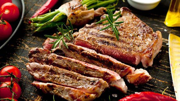 Медики озвучили найкращі способи приготування м'яса. Приготування одних і тих же продуктів різними способами може по-різному впливати на здоров'я.