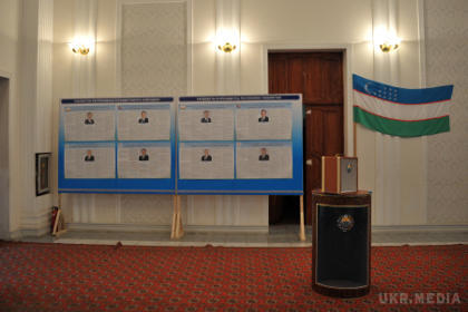  В Узбекистані  почалися дострокові президентські вибори. По всій країні в 06:00 за місцевим часом відкрилися понад 9 тисяч виборчих дільниць, голосування триватиме до 20:00.