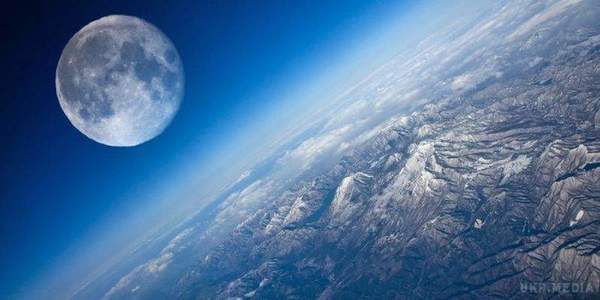 Вчені розгадали таємницю походження Місяця. З'явилася нова гіпотеза походження Місяця.