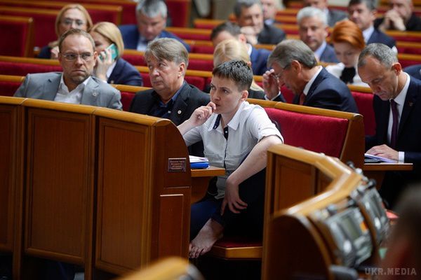 "Батьківщина" не буде ініціювати позбавлення Савченко депутатського мандата. Про це в ході прес-конференції, заявила лідер "Батьківщини" Юлія Тимошенко.