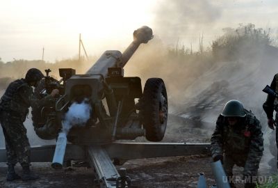 Бойовики завдали ударів з 152 і 122 міліметрової артилерії по позиціях бійців ЗСУ  у Водяному. З настання нової доби, 17 грудня, українські військові нарахували 21 обстріл з боку ворога.