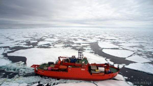  Про танення льодовиків вчені зробили приголомшливу заяву. Найбільший льодовик Антарктики почав танути знизу.