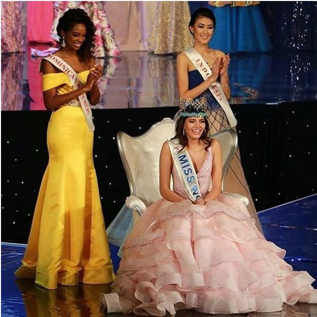 Пуерториканка Стефані дель Валле стала "Міс Світу-2016" (фото). Фінал відбувся в неділю, 18 грудня, в комплексі MGM National Harbo в американському штаті Меріленд. Корону 19-річна дівчина отримала з рук переможниці минулого року іспанки Мірей Лалагуни.