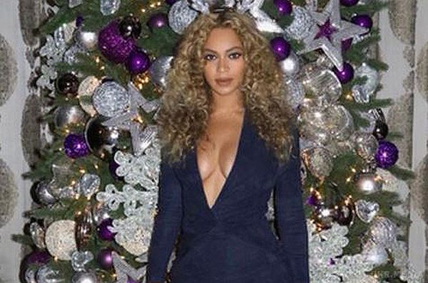 Як прикрасила свій будинок до Різдва Бейонсе (фото). Бейонсе (Beyonce) регулярно ділиться з шанувальниками фотографіями Instagram. 