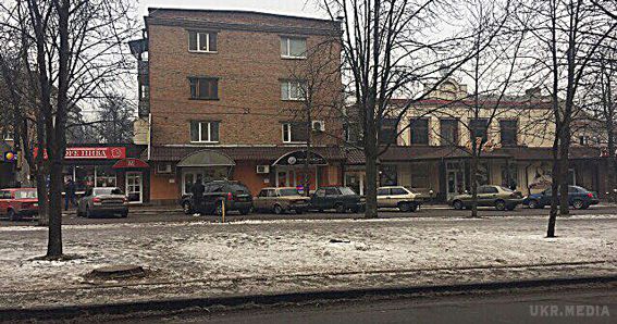 В Україні за добу прикрили 65 гральних заведенийй. Українські правоохоронці викрили діяльність 65 підпільних гральних закладів у 8 областях протягом 23 грудня.