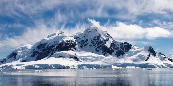  В Арктиці вчені зафіксували рекордне підвищення температури. В Арктиці вже завтра очікується подолання нульової позначки, порогу танення льоду.