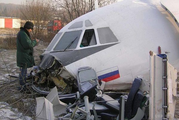 5 моторошних авіакатастроф за участю Ту-154. Згідно з даними Aviation Safety Network , за весь час існування Ту-154 було зареєстровано 110 НП за участю цього літака різних модифікацій.