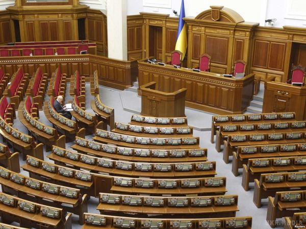 До Верховної Ради потрапляють 7 політичних сил - соцпитування. До Верховної Ради України потрапили б сім політичних сил, якби вибори до парламенту відбувалися б найближчої неділі.