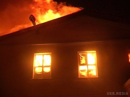  У Києві четверо дітей згоріли живцем. У четвер, 29 грудня, на Русанівських садах у Дніпровському районі столиці в результаті пожежі загинули чотири дитини.